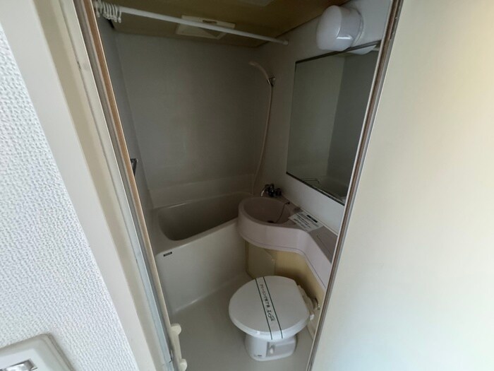 ローズガーデンＡ５７番館の物件内観写真