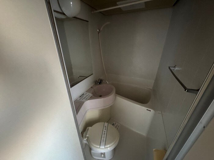 ローズガーデンＡ５７番館の物件内観写真