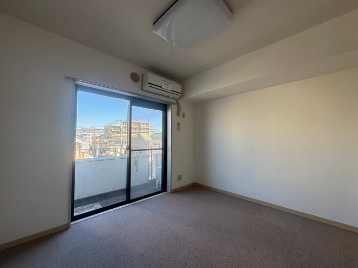 ローズガーデンＡ５７番館の物件内観写真