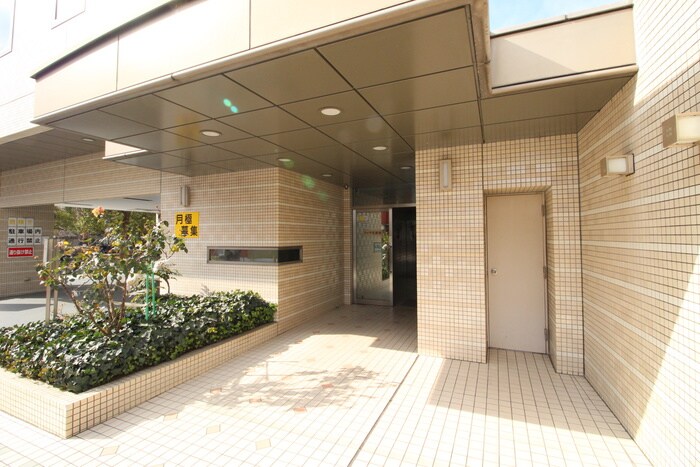 ライザ武蔵境の物件外観写真