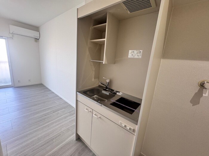 サングロリアスコ－ポの物件内観写真