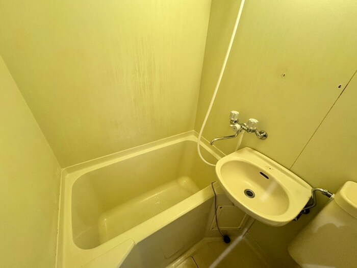 サングロリアスコ－ポの物件内観写真