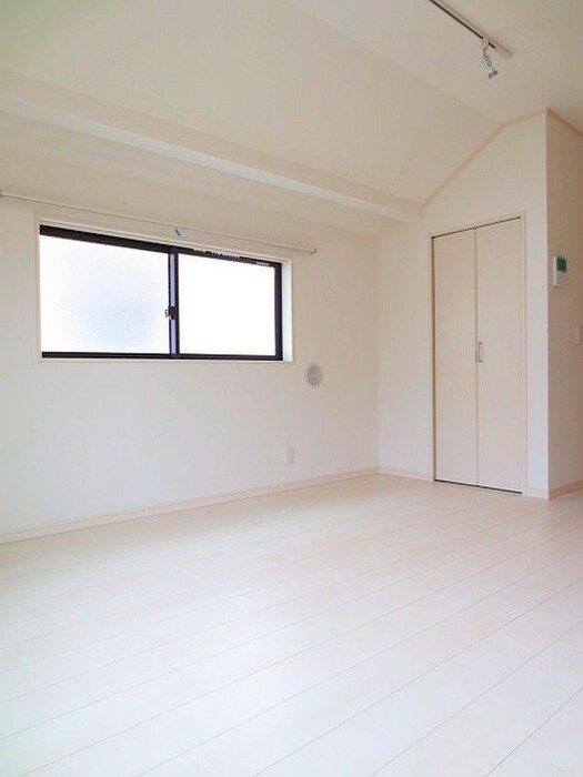 シャイニング駒沢の物件内観写真