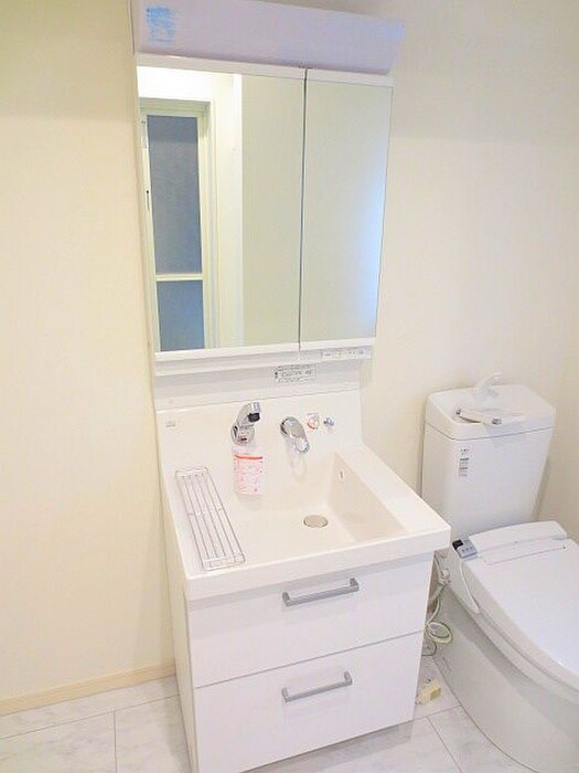 シャイニング駒沢の物件内観写真