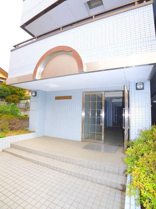 メゾン・ド・パ－シモンの物件外観写真