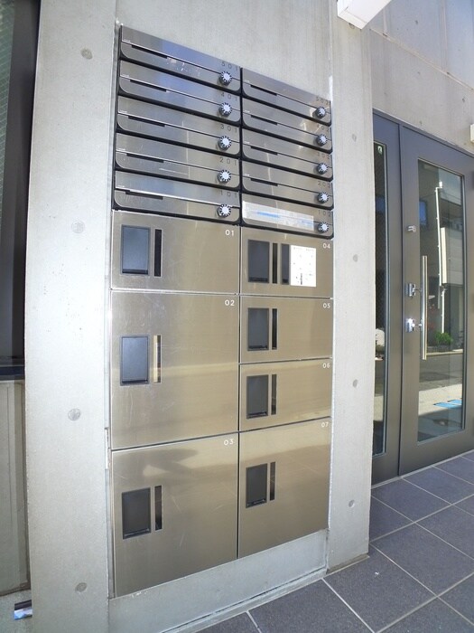 プランドール北千住の物件外観写真