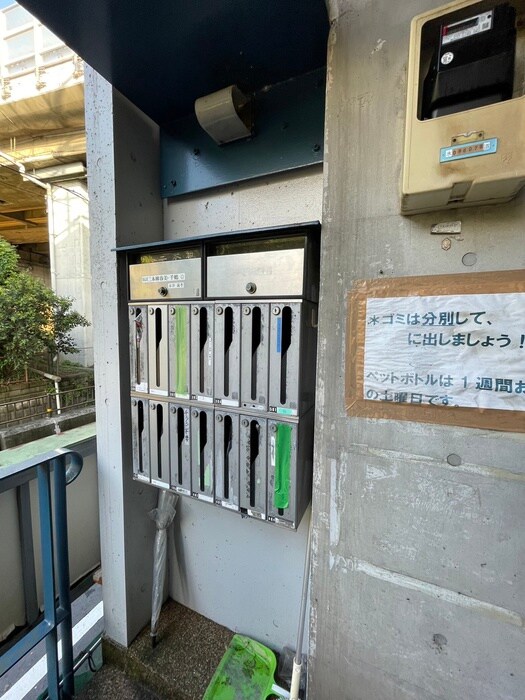 ドムス世田谷(3F)の物件外観写真