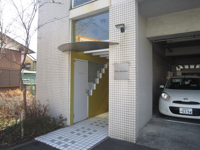 ステア－ズアパ－トメントの物件外観写真