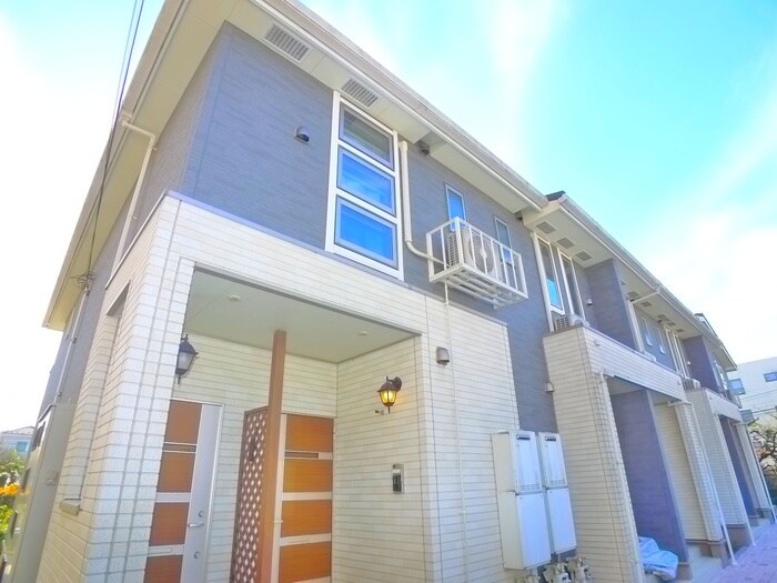 ジャラン　パグースの物件外観写真