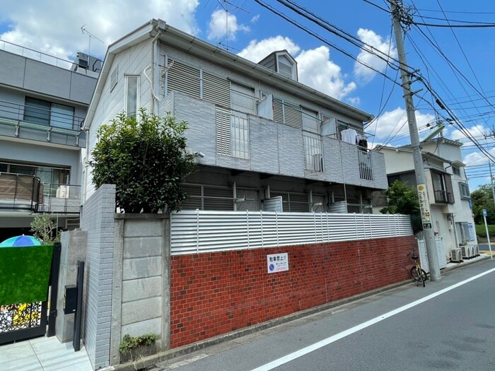 ヴィラ桜新町の物件外観写真