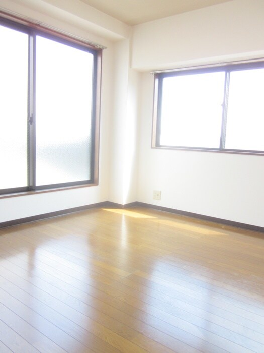 フローラル・アベニュー志茂の物件内観写真