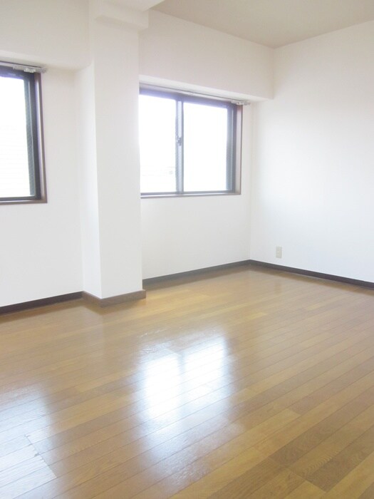 フローラル・アベニュー志茂の物件内観写真