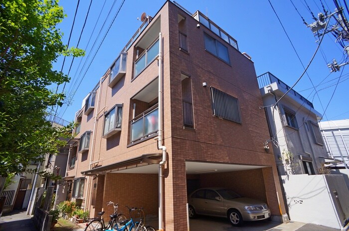 ファミール・コアメゾンの物件外観写真