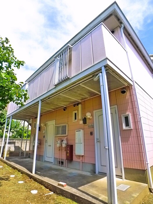 カーサ・ローザの物件外観写真