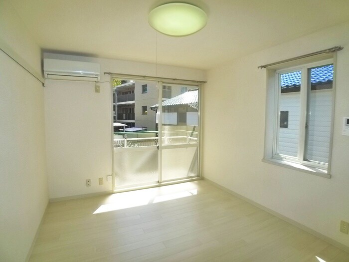 カーサ・ローザの物件内観写真