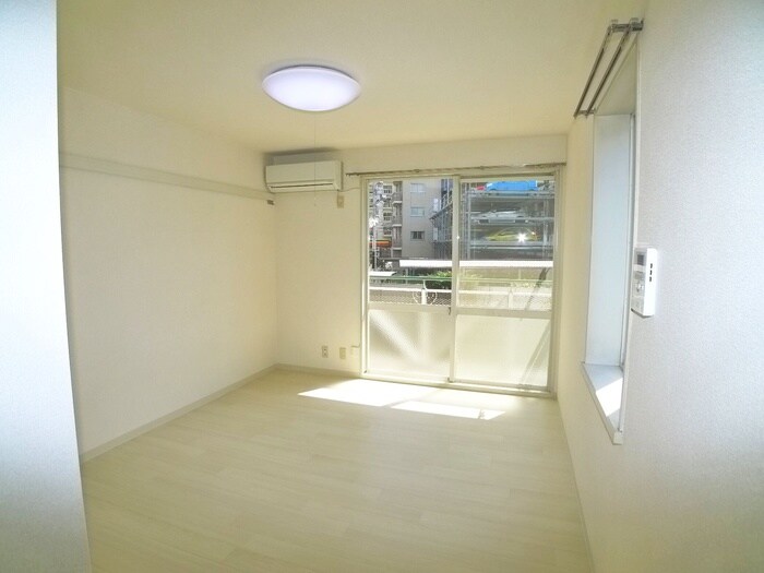 カーサ・ローザの物件内観写真