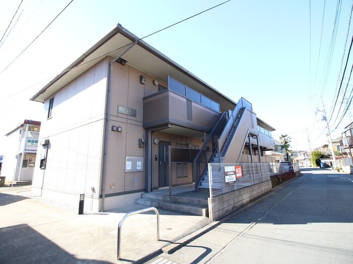 リジェレスの物件外観写真