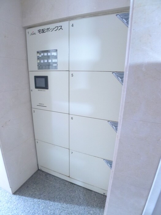 ロジェの物件外観写真