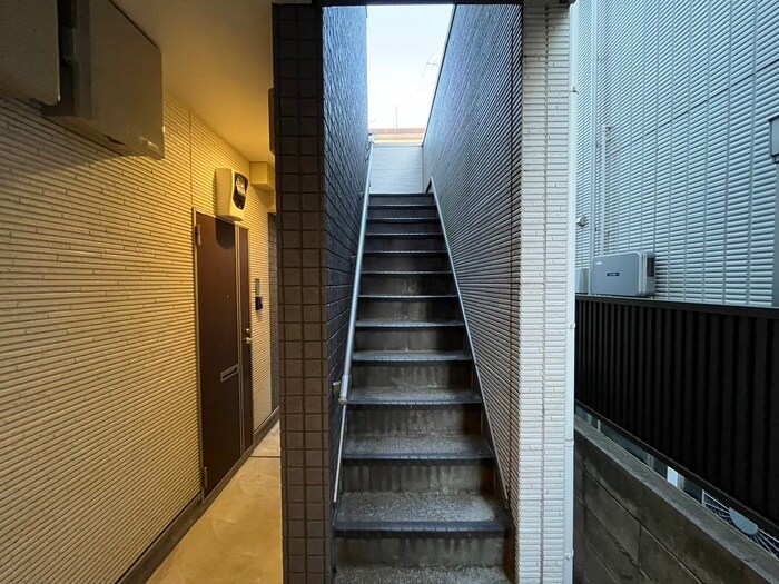 メゾンクレールの物件外観写真