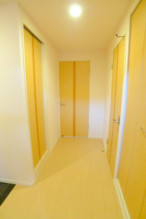 アンビシャス千葉城前の物件内観写真