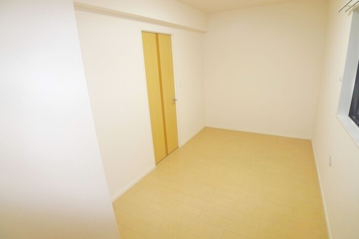 アンビシャス千葉城前の物件内観写真