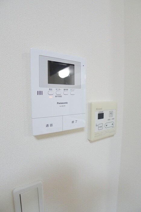 アンビシャス千葉城前の物件内観写真