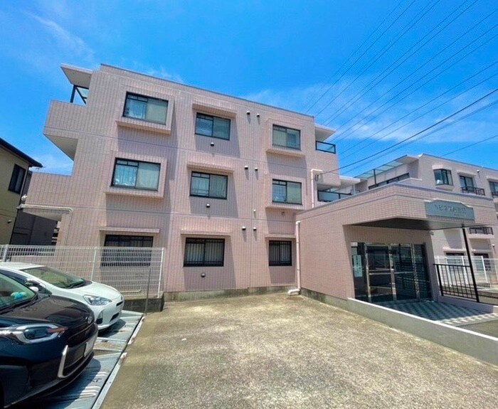 ハピネス飯田六号館の物件外観写真