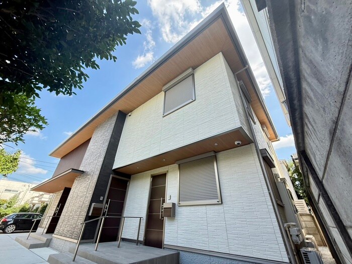 Urban Suites Kunitachiの物件外観写真