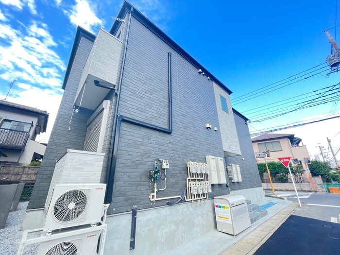 シャインコート武里の物件外観写真