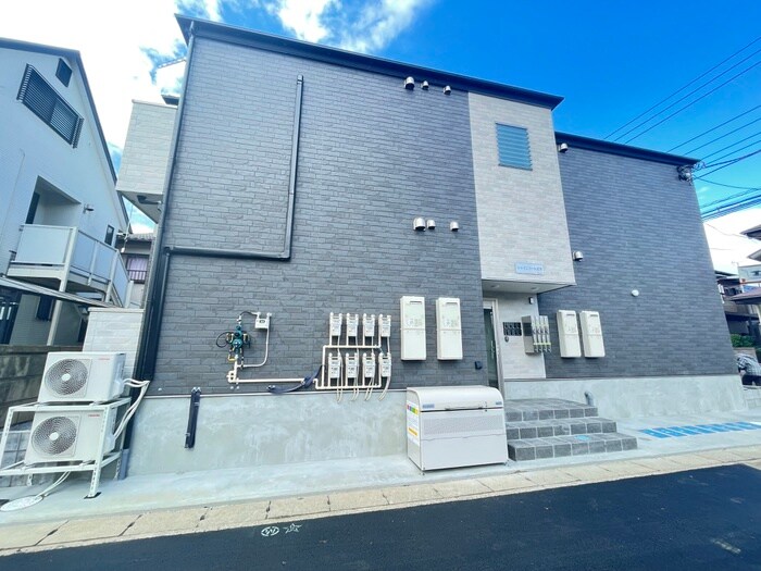 シャインコート武里の物件外観写真