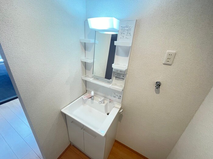 シャインコート武里の物件内観写真