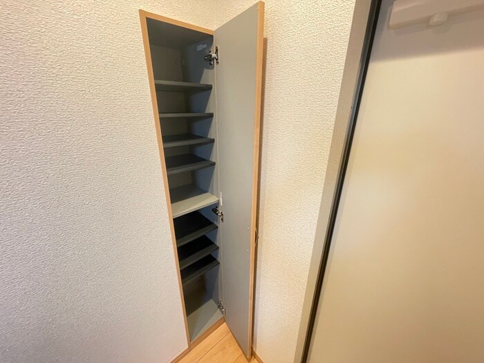 シャインコート武里の物件内観写真