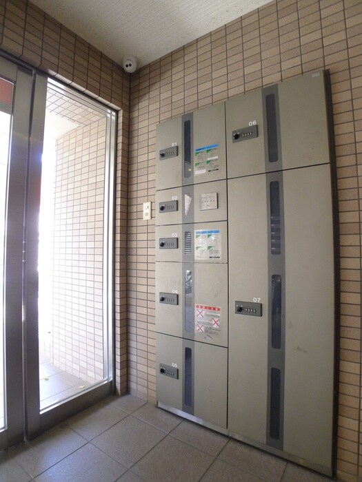 東林ビルの物件外観写真