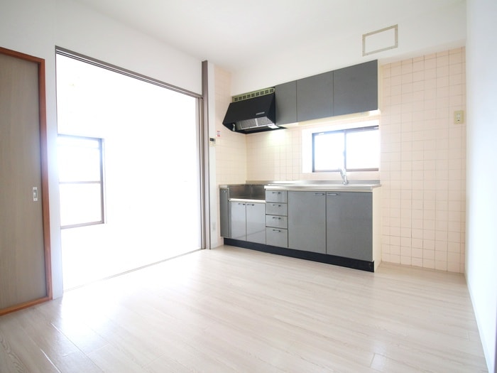 レジェンドの物件内観写真