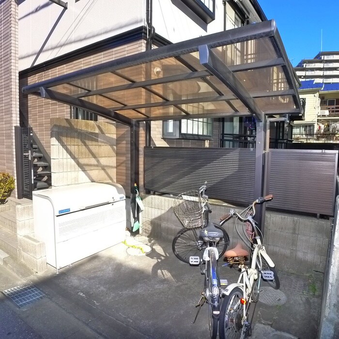 メゾン・アリュ－ルの物件外観写真