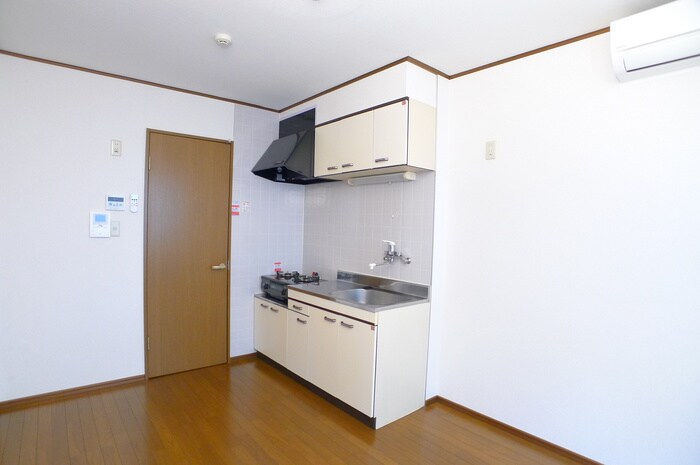 メゾン・アリュ－ルの物件内観写真