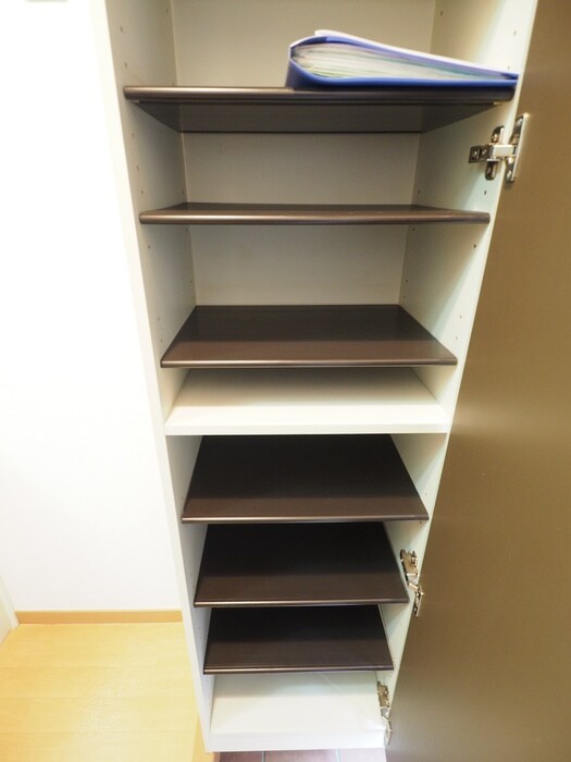 Js court(ｼﾞｴｲｽﾞｺ-ﾄ)の物件内観写真