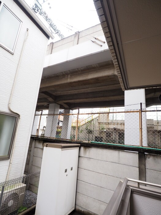 Js court(ｼﾞｴｲｽﾞｺ-ﾄ)の物件内観写真