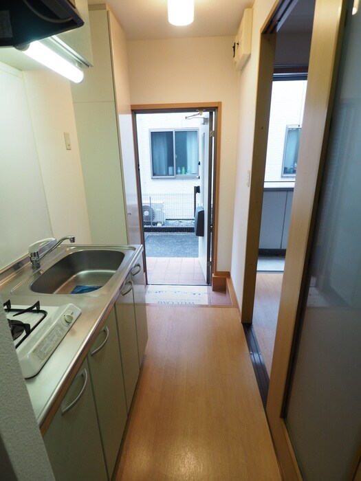 Js court(ｼﾞｴｲｽﾞｺ-ﾄ)の物件内観写真