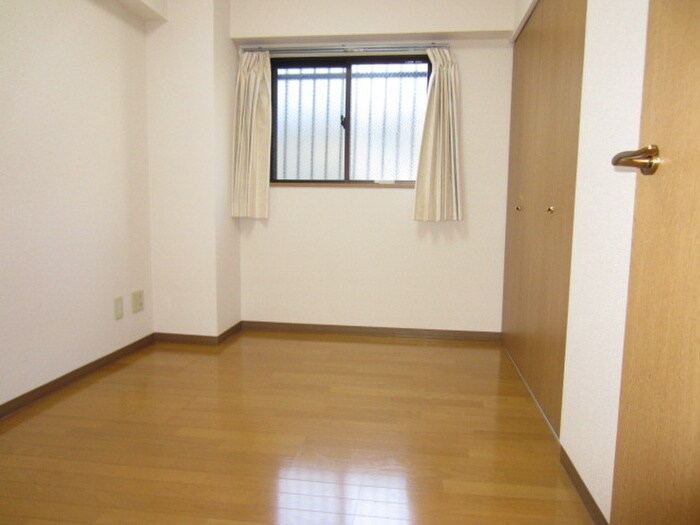 ソレイユ武蔵新城の物件内観写真