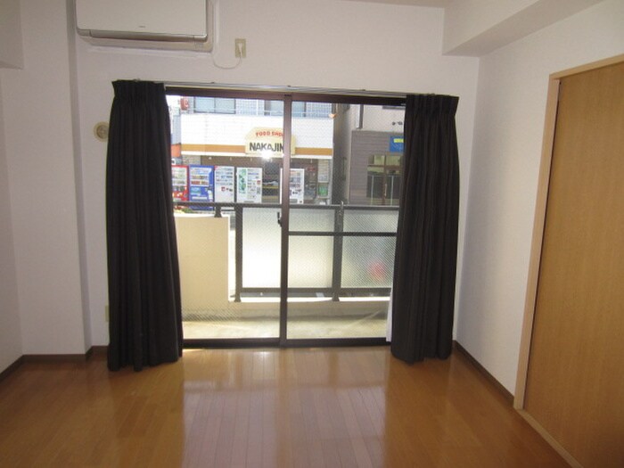 ソレイユ武蔵新城の物件内観写真