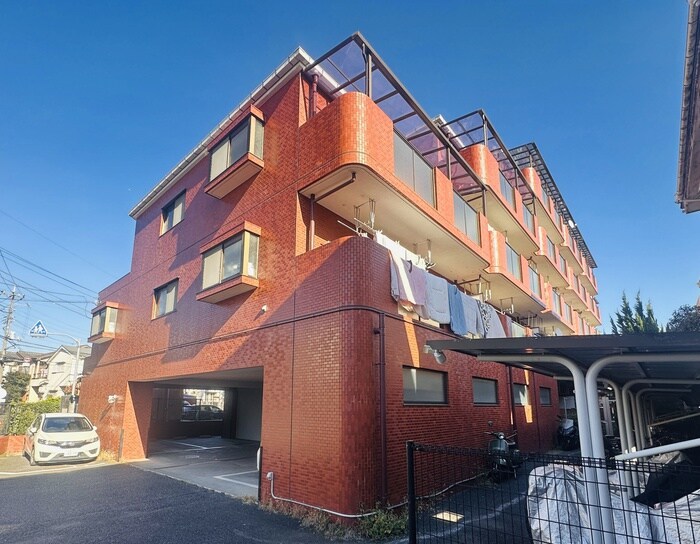 エル　パラドールの物件外観写真