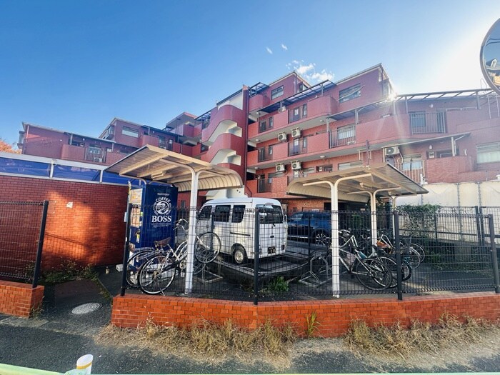 エル　パラドールの物件外観写真