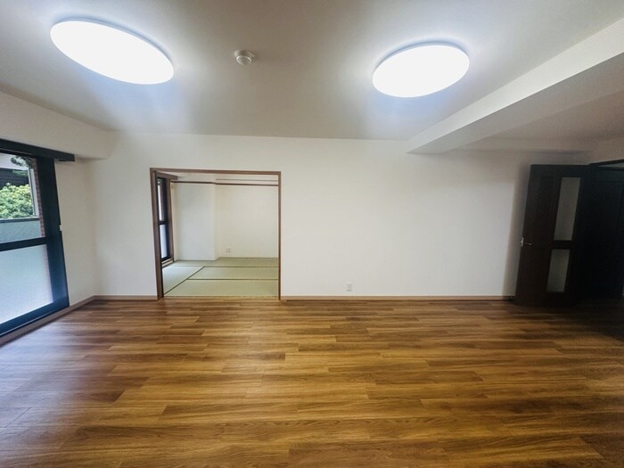 エル　パラドールの物件内観写真