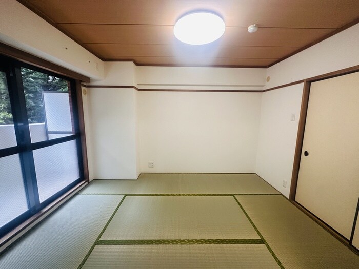 エル　パラドールの物件内観写真