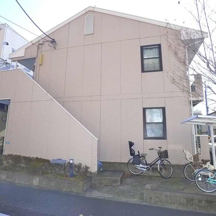 ジュネスいなほの物件外観写真