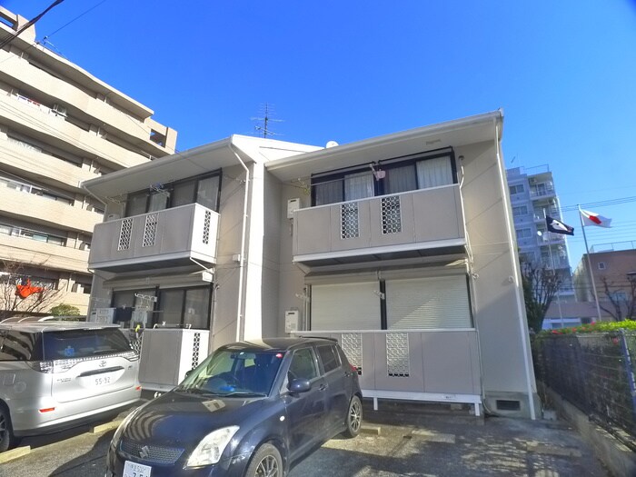 ジュネスいなほの物件外観写真