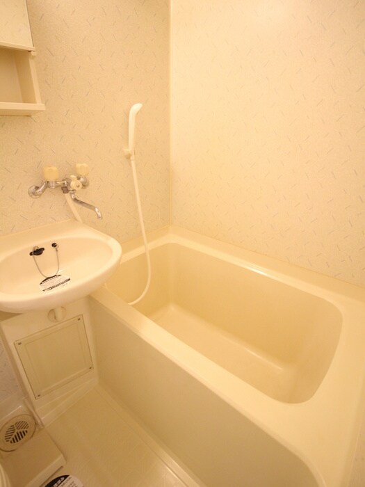 ウエスト　アシュ－ルＡの物件内観写真