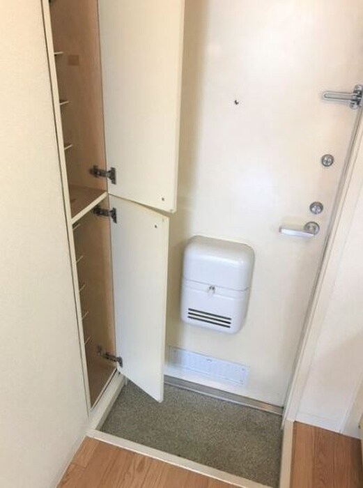 ウエスト　アシュ－ルＡの物件内観写真