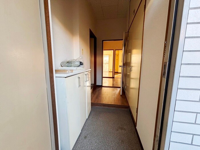 鶴第二マンションの物件内観写真